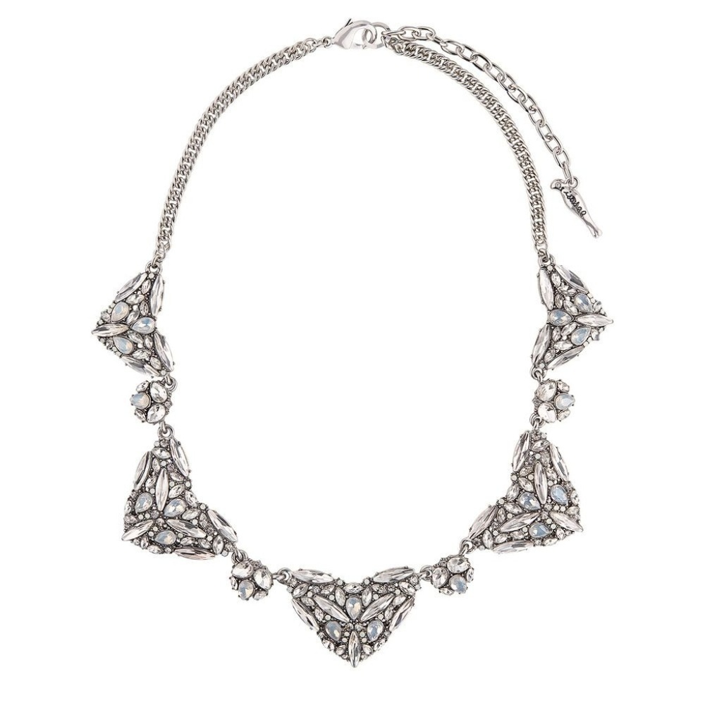 BELLE STATEMENT NECKLACE